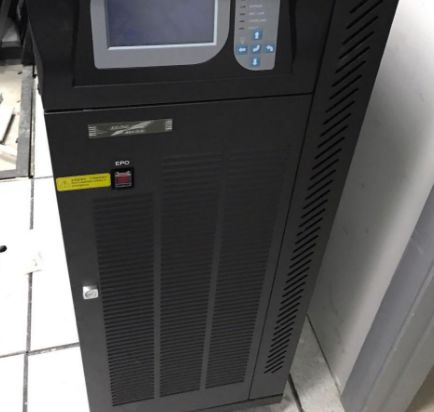 科华YTR3340 UPS电源 守护监控主机的可靠核心